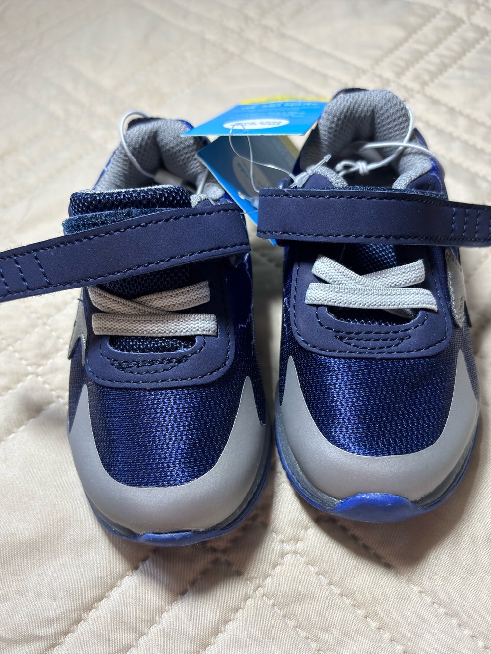 Stride Rite size 6 LIGHT UP Navy and Gray Kids Sneakers